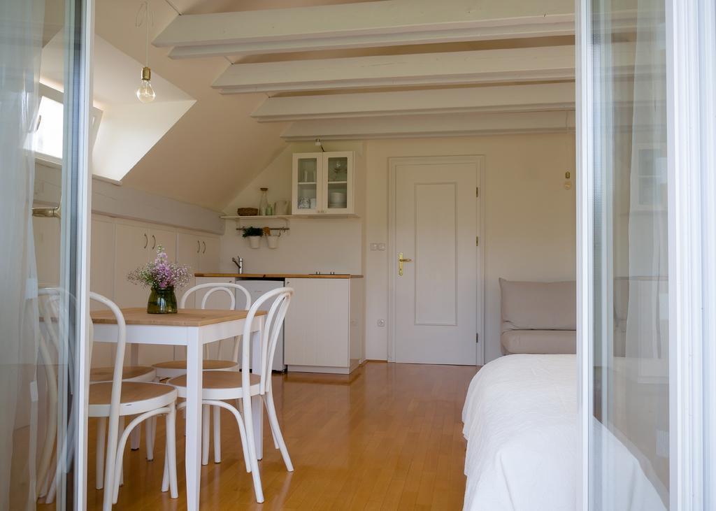 Guest House Vitaja Μπλεντ Εξωτερικό φωτογραφία